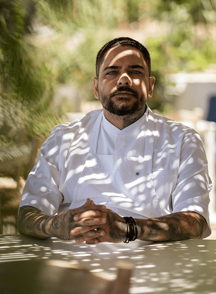 timos zacharatos Holder 13 1