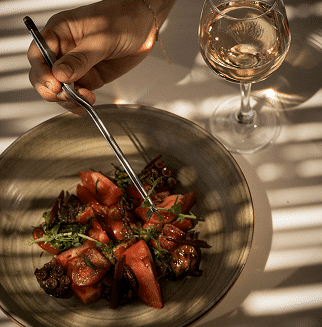 timos zacharatos Holder 6