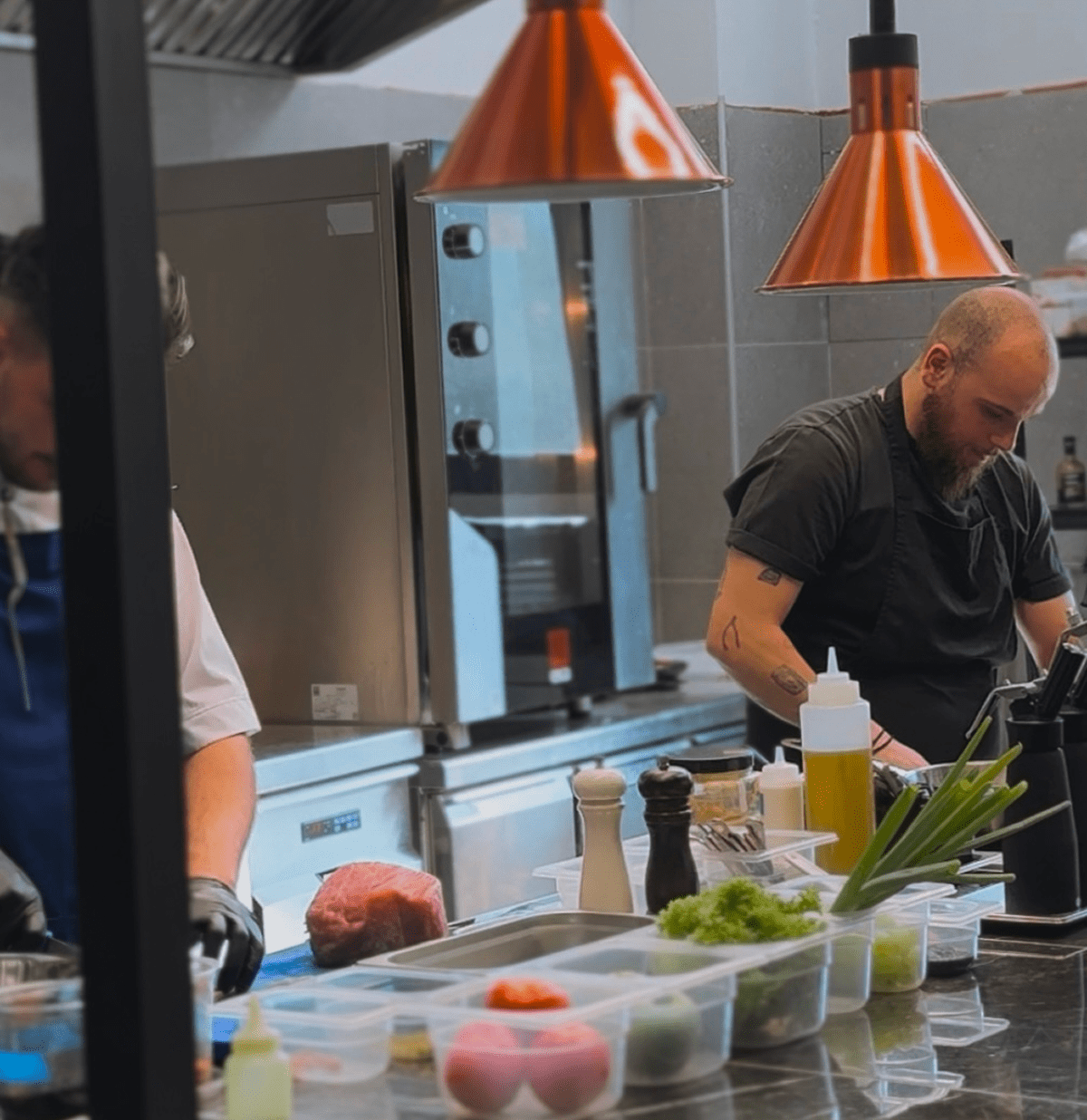 timos zacharatos Holder 9 min